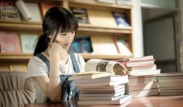 娱乐吃瓜酱大学生活日常,娱乐吃瓜酱的大学日常点滴